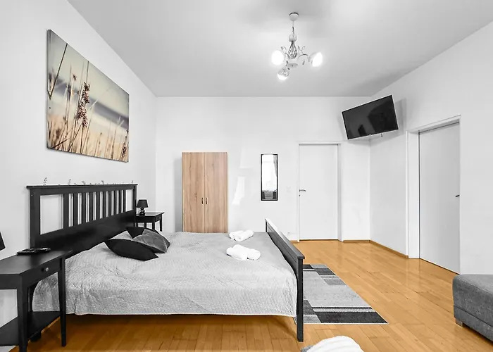 Three-bedroom Delight, King-size Beds Apartmán Vídeň