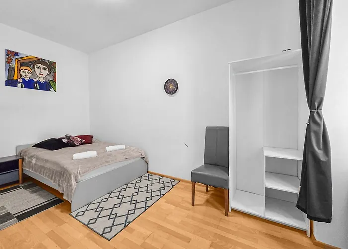 Three-bedroom Delight, King-size Beds Vídeň
